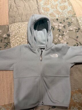 The North Face Light Blue Kids Hooded Fleece Jacket
